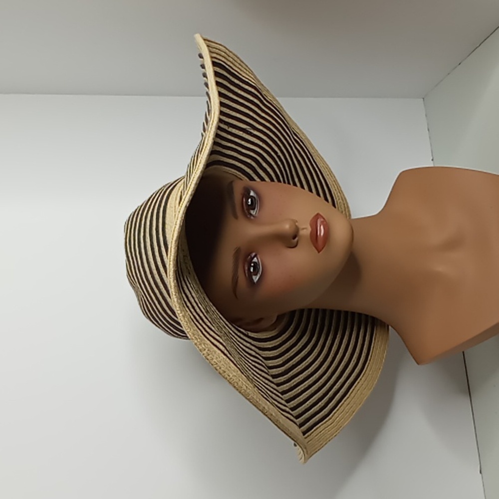 Banana Republic Wide Brim Packsble Straw Hat -Tan & Black Woven Stripe - S/M